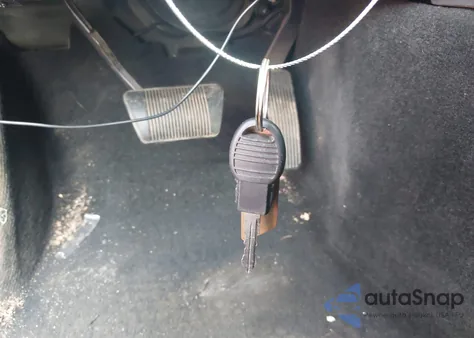 2013 Dodge Challenger Sxt Plus z USA, uszkodzony, nr VIN 2C3CDYAG2DH587643